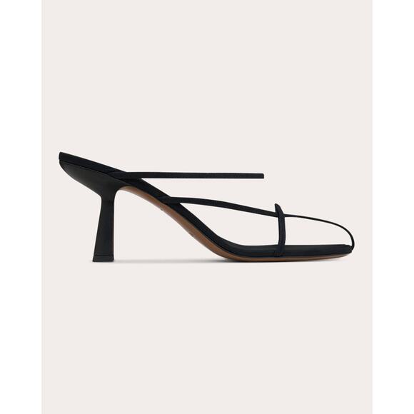 Neous 'Pherka' Black Italian Sandal Size 38 - Picture 1 of 5